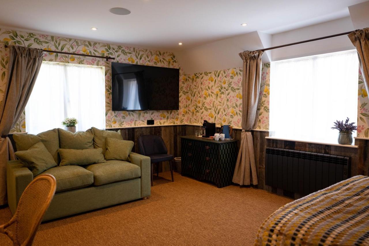 The Wishful Thinker Hotel Lenham Bagian luar foto