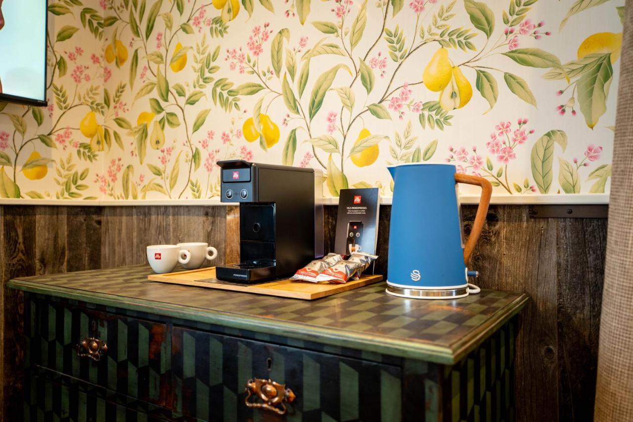 The Wishful Thinker Hotel Lenham Bagian luar foto