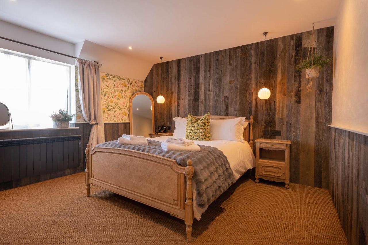 The Wishful Thinker Hotel Lenham Bagian luar foto